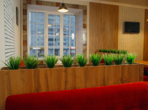 Отель Корона