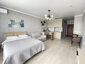 Апартаменты с бассейном у моря