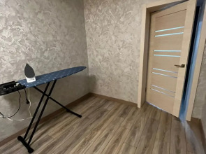 Апартаменты Уютная двухкомнатная квартира в центре