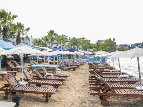 Отель Blue Bay Beach