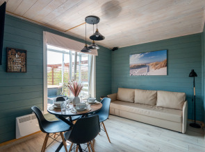 Na Beregu Reki S Bannym Chanom Guest house