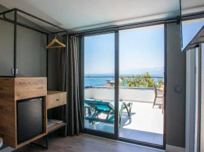 Hotel Pure Blanche Lara