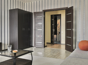 Квартира Комфортное Жилье в Центре Города с Видом на Реку Булак