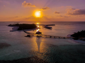 Отель Cinnamon Hakuraa Huraa Maldives