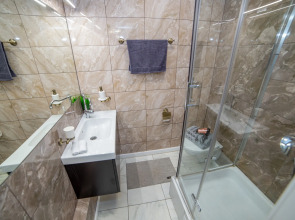 Апартаменты Братская 27к3 подьезд 2