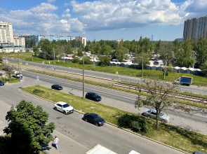 Квартира Garnet Apartments Уют