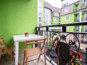 Апартаменты Red Apartments Арт Лайт Сити Молисон