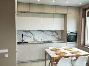 Апартаменты двухкомнатная квартира с видом на море