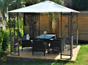 U monastyrja (Novyj Afon)