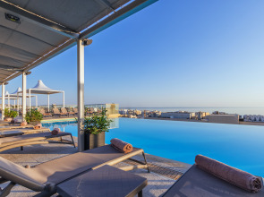 Отель AX The Palace