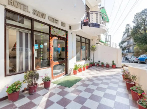 Отель Snow Crest Inn