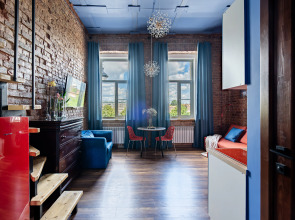 Апартаменты Лофт с Видом на Неву 3