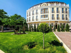 Отель Ritsk