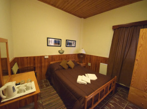 Отель Christys Palace