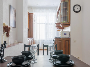 Квартира Уютная квартира на Мойке 32 DereMRents ДереМРентс