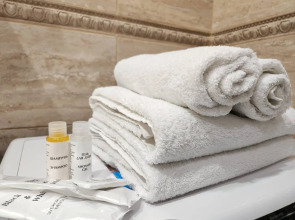 Апартаменты Runway Apartments