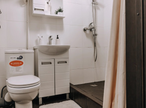 Квартира Уютная Студия в Районе Аэропорта