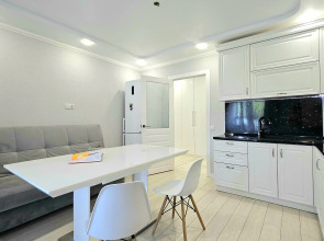 Квартира Urban Apartments 2-х комнатная рядом с метро и базой отдыха у леса