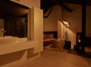 Апартаменты Room for Romantic в Nikolaev Building