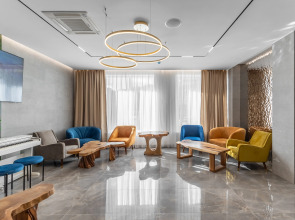 Отель Харес