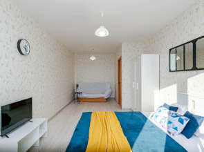 Апартаменты Светлая Уютная Однушка у Комсомольской Площади