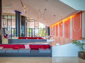 Отель The Zign Hotel