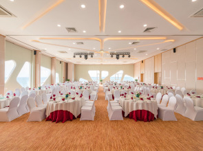 Отель Seashells Phu Quoc Hotel & Spa