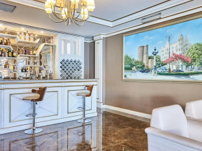 Отель Boulevard Side