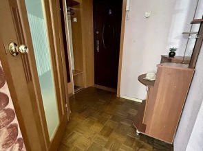 Апартаменты Двухкомнатная Квартира Шахтеров 23