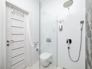 Апартаменты LikeHome Life - Калужская Букинист 1