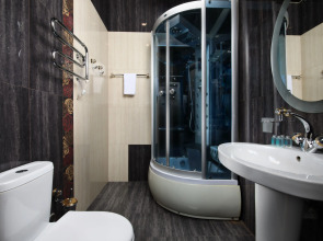 Домбай Пэлас