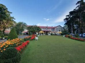 Отель Grand Hotel Nuwara Eliya