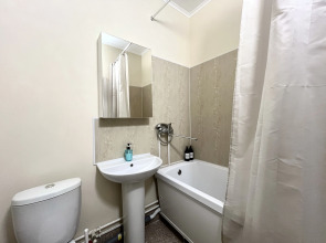 Апартаменты Unique Apart Бавария рядом с ЖК Томь, ГЦС Кузбасс,  Областным судом и Теннисным центром на Баварской 6/1