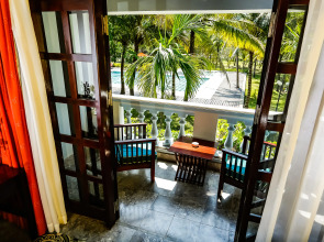 Отель Le Belhamy Resort And Spa