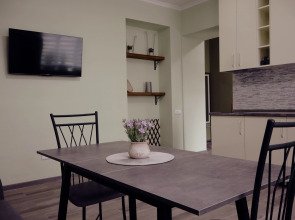 Гюмри Хаус Кентрон