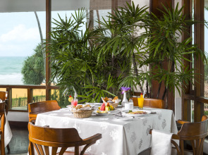 Отель Tangerine Beach