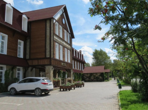 Отель Эсмеральд