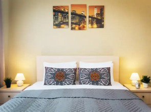 Апартаменты Uzorapart Просторная Евродвушка у Пляжа Алексино с Видом на Закат