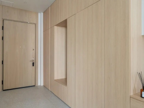 Уютная студия с видом на башни