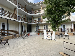 Гостевой Дом "Adam & Eva"