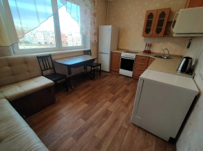 Апартаменты Отличный День рядом с ТРЦ Родник