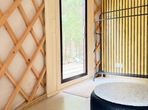 Частный дом Юрта среди сосен