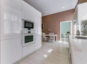 Апартаменты SweetHome на Мойке 44