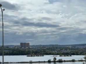 Апартаменты Двухкомнатная квартира на Верхней Набережной 165/1