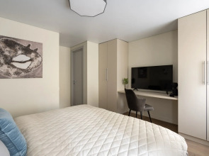 Апартаменты LetYourFlat Opera