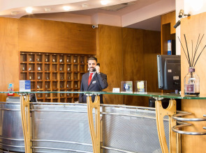 Отель Best Western Plus Hotel Plaza Napoli