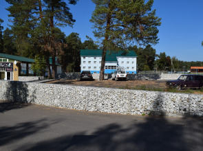 Отель Айсберг Угры