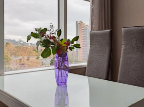 Апартамент Солнечный в центре Сочи у моря с балконом