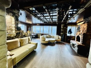 Квартира на Аланской, 25 "Пентхаус"