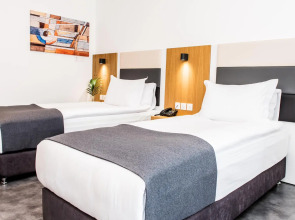 Отель Ingate Suite